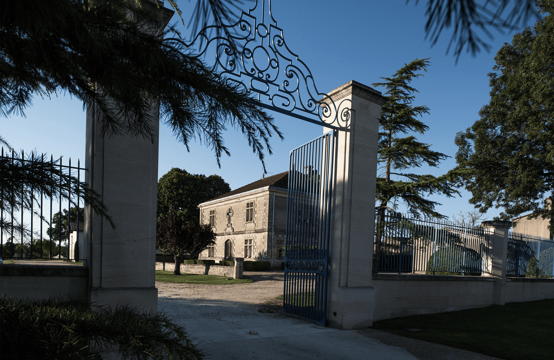 the story of Château La Tour de Mons